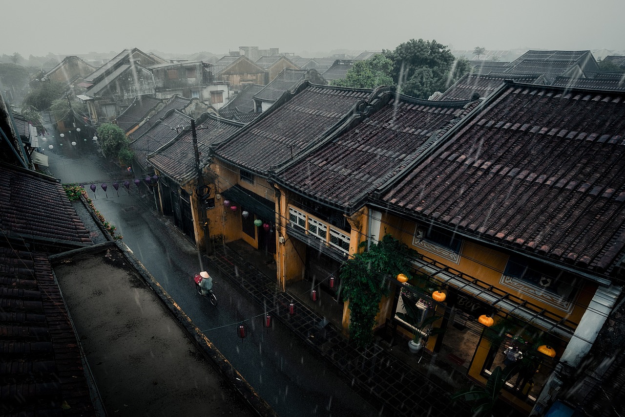 那些离开的地产人，最近又回来了
