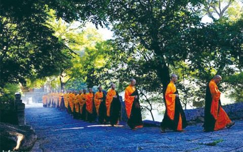 一家寺庙的春夏秋冬