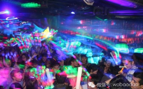 昴星团。10月12日凌晨拍摄于北京怀柔 ​​​​