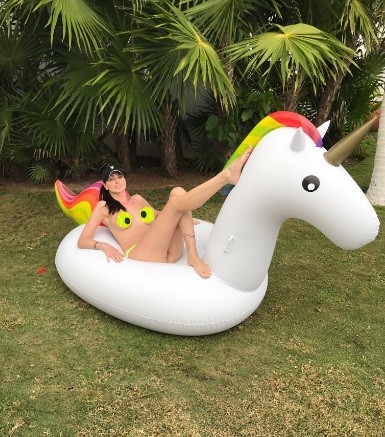杂交让婚姻美满！美夫妻热衷「换妻多P趴」 自清纵欲非外遇