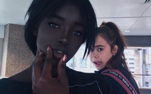 涨姿势INS美图录：DANA EMMANUELLE-JEAN NOZIME