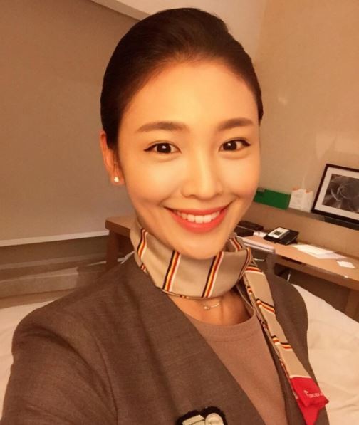 小清新韩国空姐怒剪短发…本以为是悲剧却把网友电得嫑嫑的