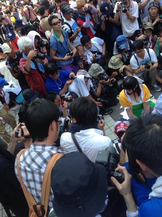 C92 Comiket 裙底 摄魔