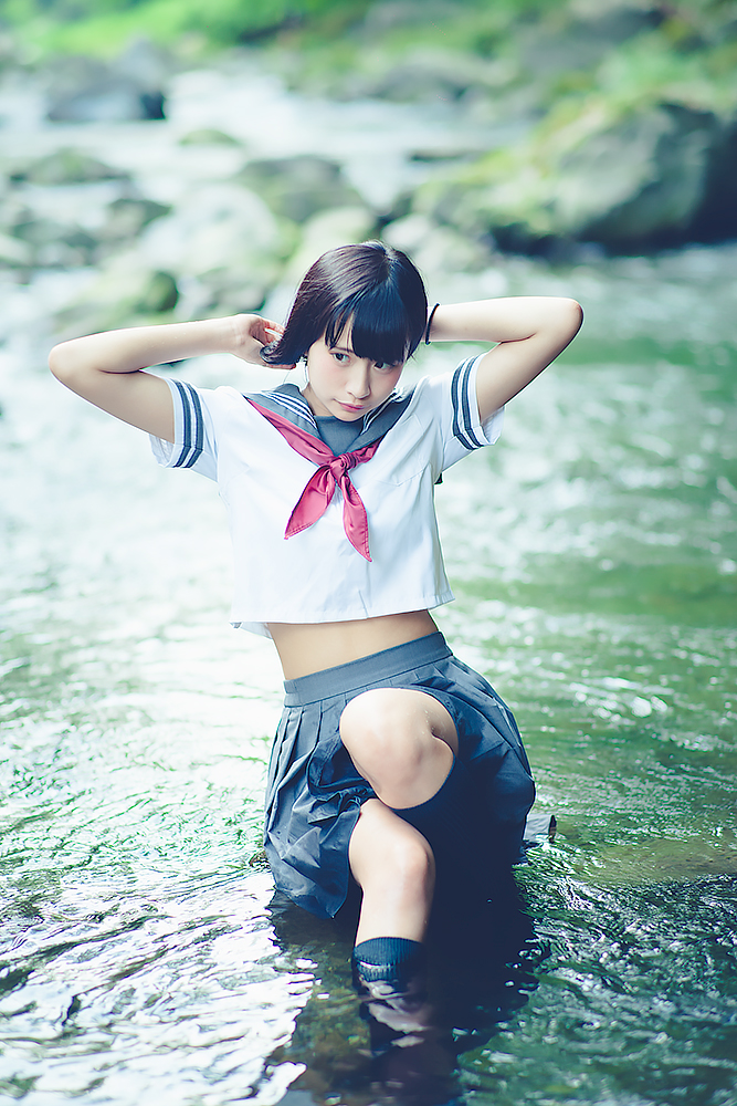 美少女 软妹 JK制服 湿身