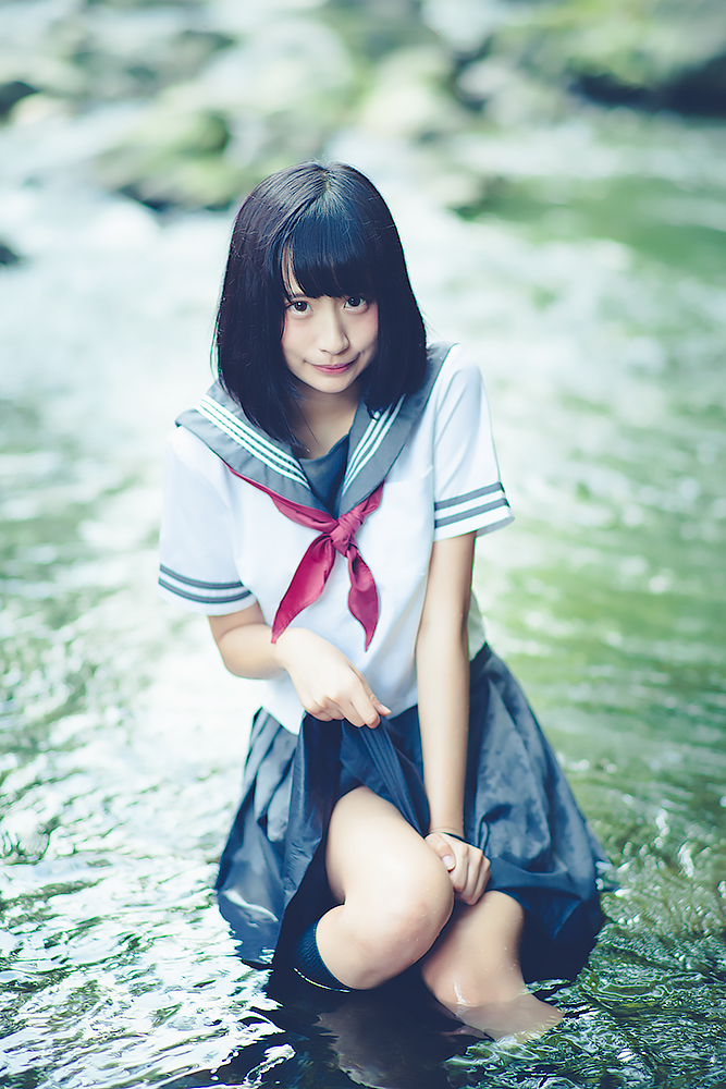 美少女 软妹 JK制服 湿身
