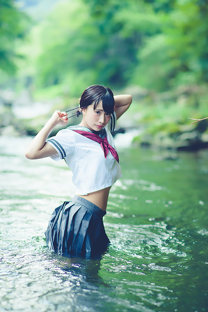 美少女 软妹 JK制服 湿身