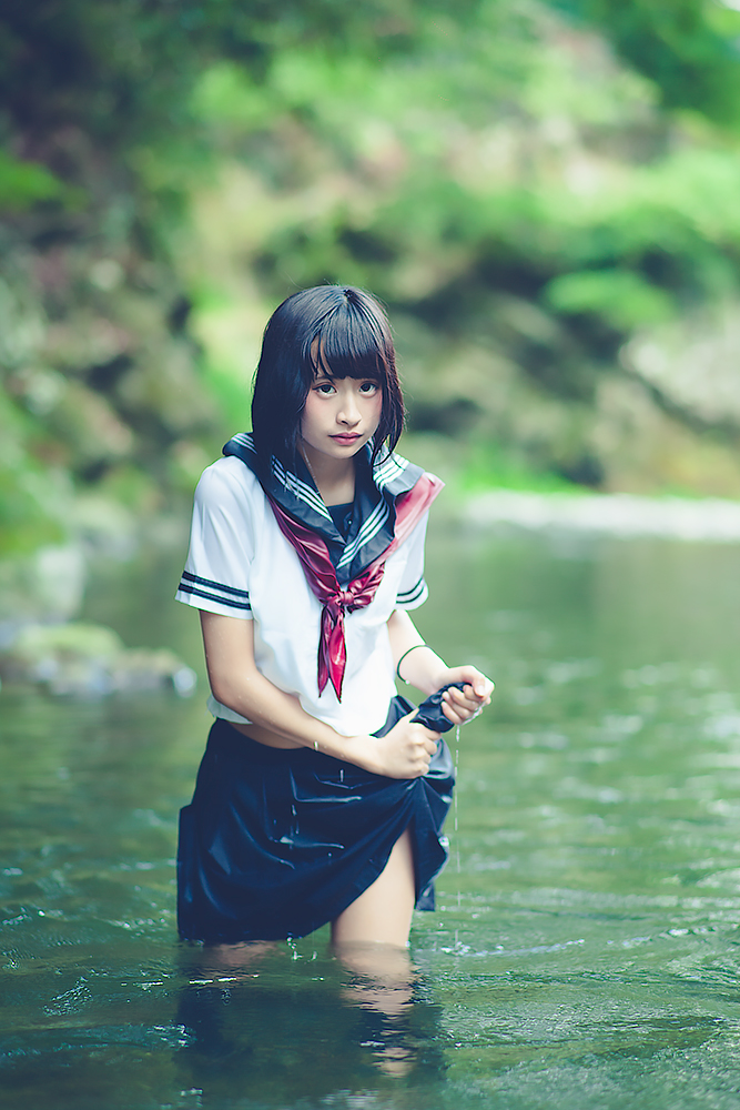 美少女 软妹 JK制服 湿身