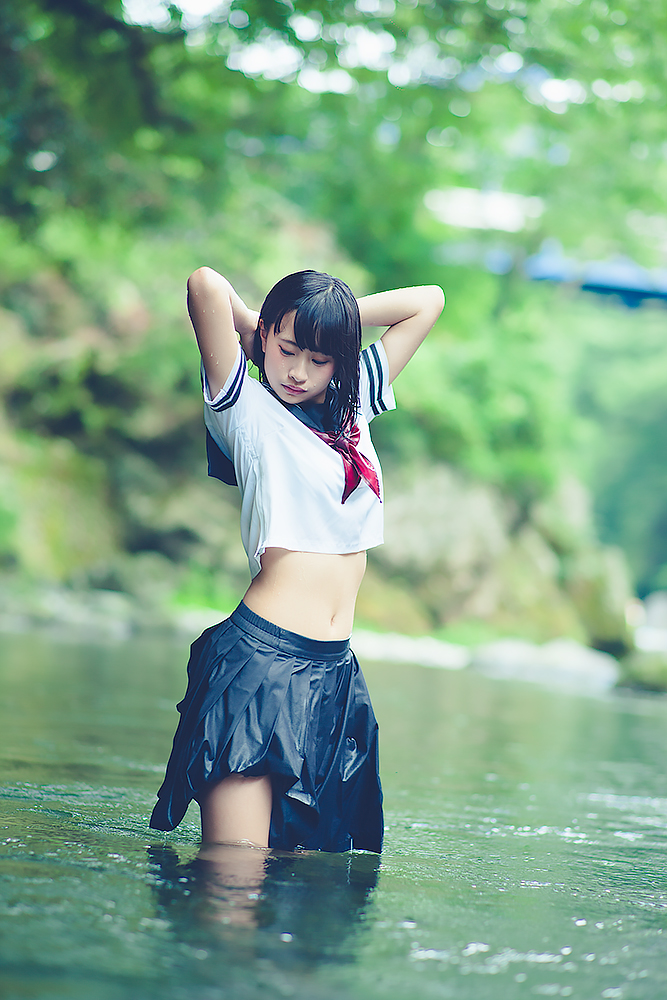 美少女 软妹 JK制服 湿身