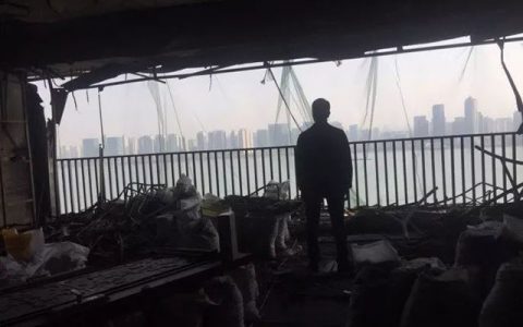 看的头皮发麻  年龄真的不应该是罪恶的保护伞 ​​​​