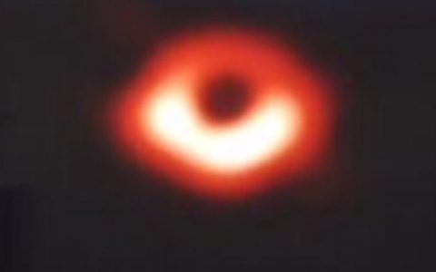 世界历史上第一张黑洞照片!!震撼! ​​​​