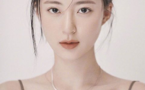 宋智英！清丽脱俗，浅笑回眸