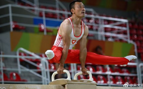 成都有个冷门传奇人物，和李宁同一时代的体操运动员，李东华