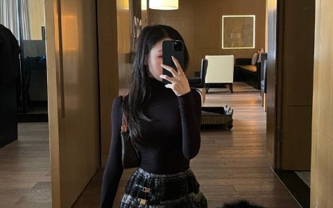 有点疲惫，希望安然无事且情绪稳定的活到春节假。 ​​​​
