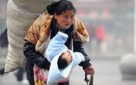 11年前那位感动中国的“春运母亲”，找到了！