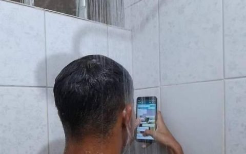 当和一个网友非常聊得来时 ​​​​
