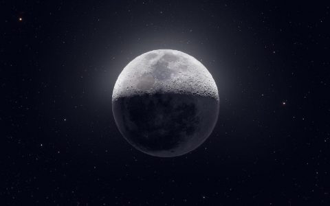 Cosmic Background Studios镜头下的月球 ​​​​