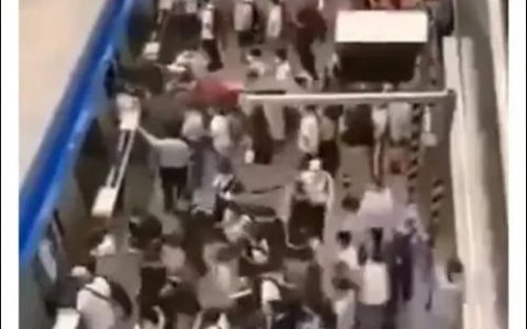 一个著名的公知翻车事件