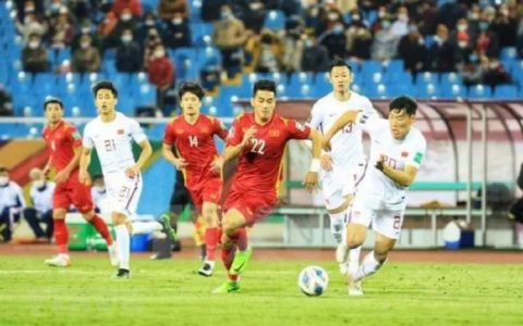 我飘了，我来指点中国足球了