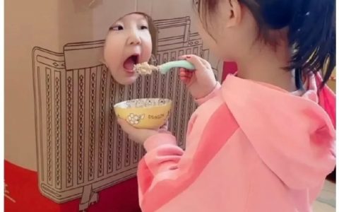 笑死，对付小孩还得是小孩啊
