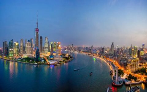 上海降低落户门槛，可能意味着一个新时代