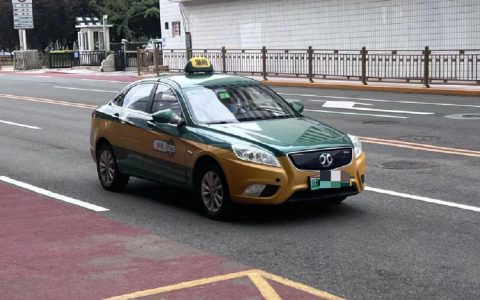 高油价煎熬出租车司机