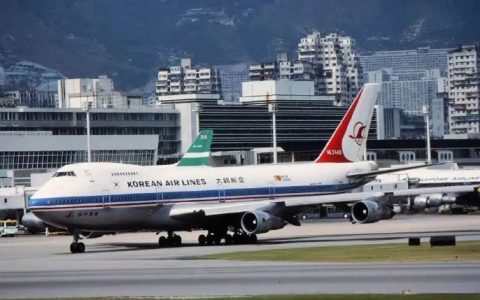 生死迷途：大韩航空 007 号航班的不归路