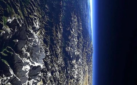 太空视角看喜马拉雅山