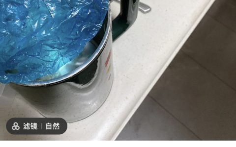 有多少人不知道烧水壶顶盖内侧是有蓝膜的！！