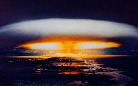 如何制造一颗核弹？关于奥本海默、曼哈顿计划和原子弹的那些事