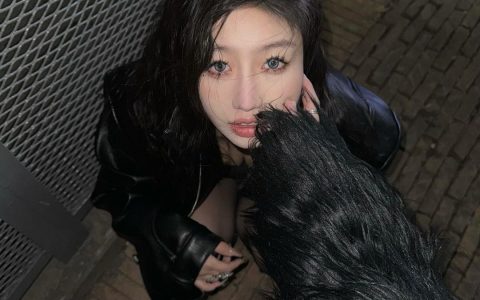 感觉俺们老钟人一生都在为童年没有得到的东西不停奔跑。 ​​​