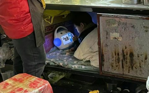 所以他幸福吗？