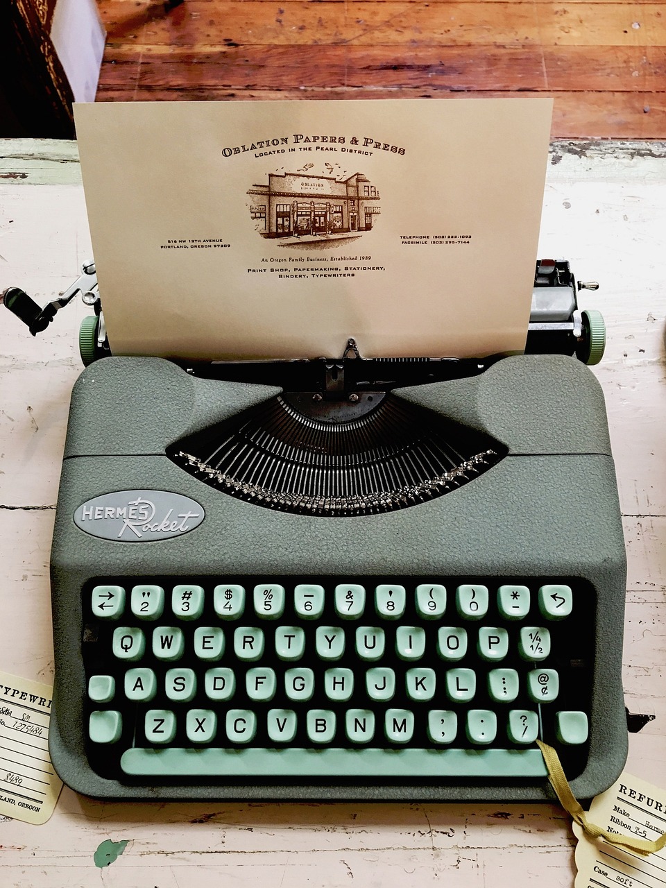 typewriter_2569200_1280.jpg