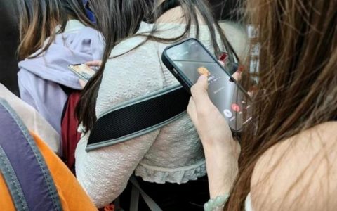 四川的哪个哥们是这个头像的么