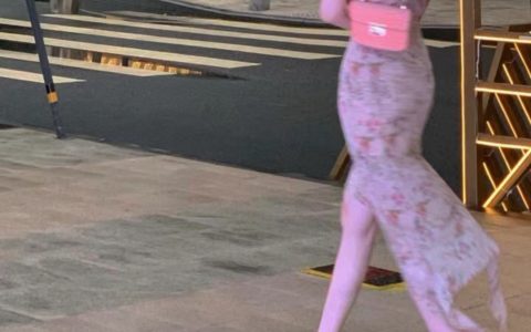 故意把年龄说大的日子真的一去不复返了 ​​​