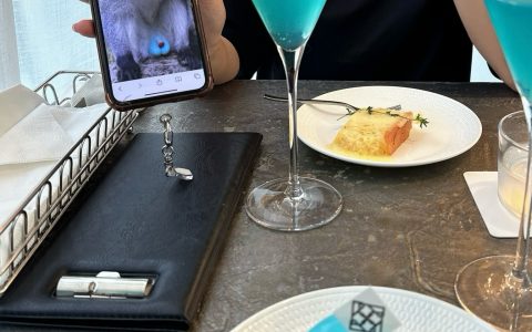 《网友什么吊图都有》