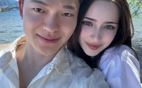 当一个外国女孩在中国社交平台秀恩爱…… ​​​