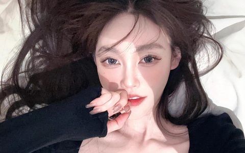 涨姿势微语录0701：上半年就要过完了，一事无成，估计下半年也一样，嘿嘿。 ​​​