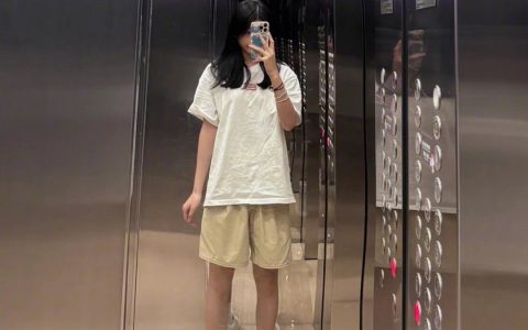 有网友说上班被挑剔着装，评论区从不让人失望​​