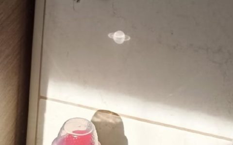有种身在宇宙中又创造出一小片宇宙的奇妙感