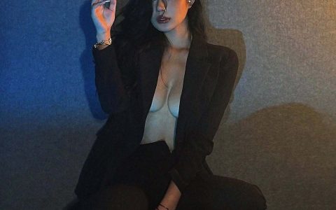勤劳不是致富的充要条件。但勤劳的人能致富的概率是要大一点的，如果是在正确的道路上。