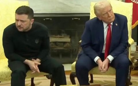 泽连斯基跑到美国，姿态为什么这么强硬，还敢当着记者面跟美国总统吵架？