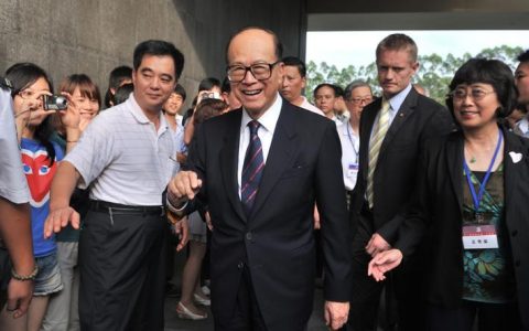 “港口大亨” 李嘉诚：盘点长和这些年的全球码头网络