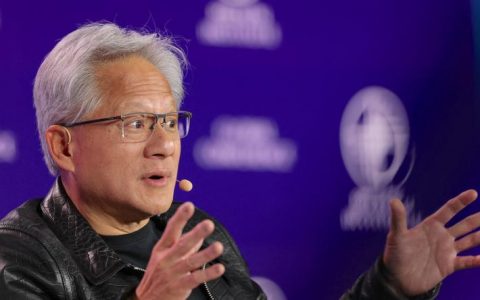 黄仁勋担心中国市场觉醒